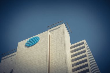 Whitacre Kulesi. Dallas, Teksas 'ta T logosu var.