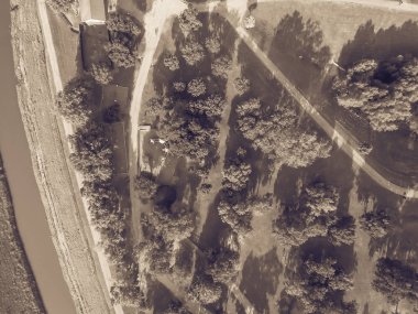 Houston oyun alanı, yollar ve temiz nehir ile filtrelenmiş görüntü üst görünüm şehir parkı