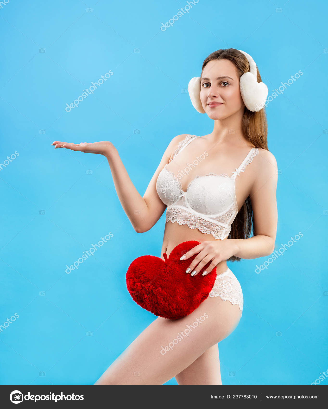 Naked Fourteen Year Old Girls Pictures