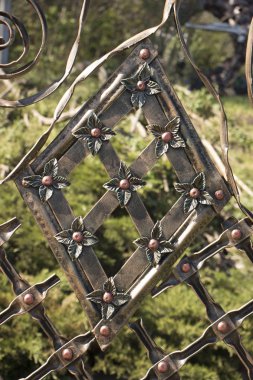 Sahte sahte gök öğeleri metal Bahçe kapıları