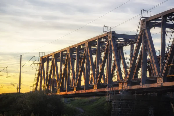 Railway Bridge Steel Structures Sunset Background Close — Stock Photo, Image