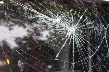 temperli cam closeup kırık, arka plan cam ezilmişti