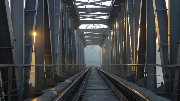 Railway Bridge Morning Fog Smoke Which Rays Sun Shine Background — Stock Photo, Image