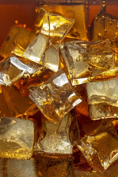 Vista Cerca Los Cubos Hielo Fondo Cola — Foto de Stock