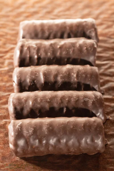 Chokladkakor Brunt Papper Bakgrund Närbild — Stockfoto