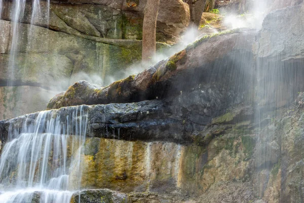 New waterfall in Sophia old dendropark, in the city of Uman, Ukraine — Stock Photo, Image