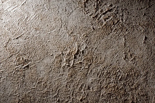 Pared de yeso áspero amarillo con divorcios obvios en la superficie, textura —  Fotos de Stock