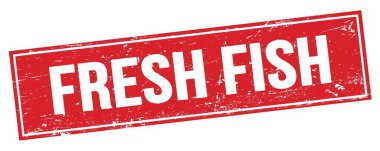 Kırmızı grungy dikdörtgen damga işareti üzerinde FRESH FISH Balığı metni.