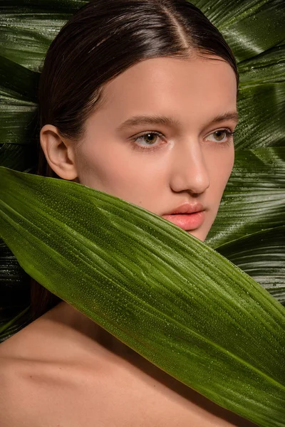 yeşil, çiçek, duygu portresi doğal büyük gözler