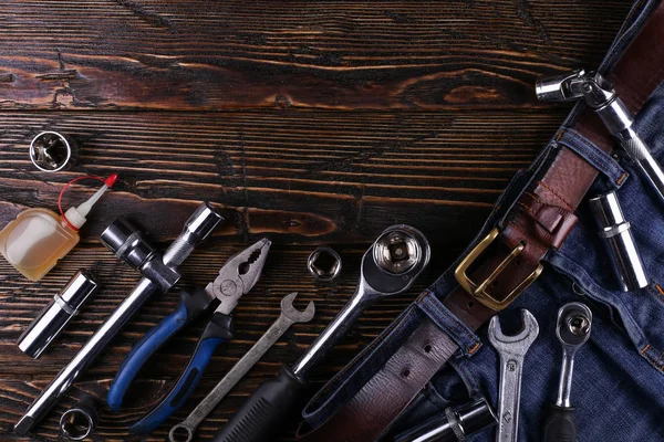 Araçlar bir masaya koydu, çalışma günü, kopya alanı Iş alanı kavramı organize.