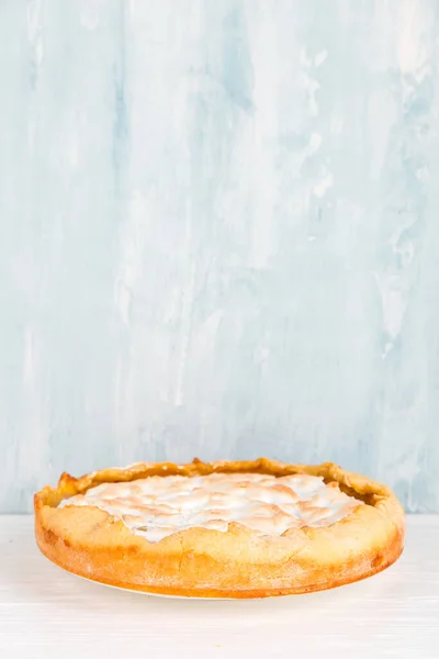 Pear Pie Cream Homemade Delicious Pastries Dessert Breakfast White Table — Stock Photo, Image