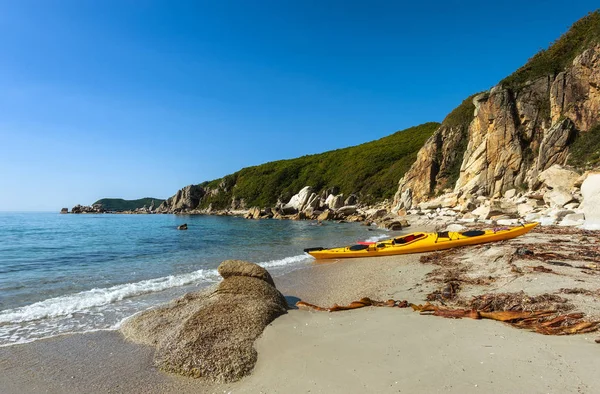 Kayak Mare Sulla Costa Del Mare — Foto Stock