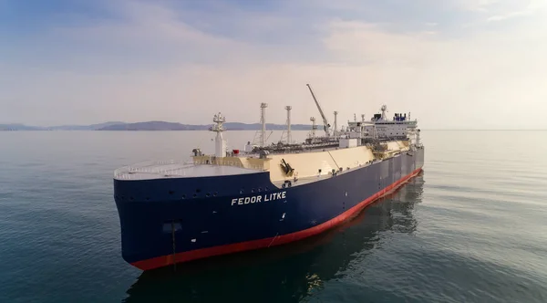 Nakhodka Rusia Noviembre 2017 Petrolero Gnl Fedor Litke Fondea Carretera Fotos De Stock