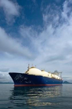 LNG-tanker, yoldaki çapa.