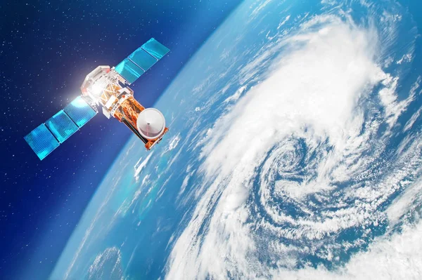 Satellite Earth Makes Measurements Weather Parameters Research Probing Monitoring Tracking — Stock Photo, Image