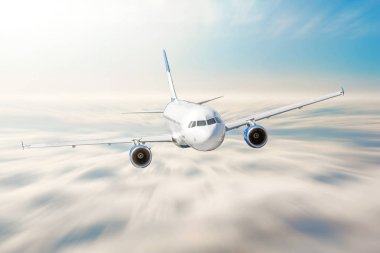 Uçak uçmak gökyüzünde bulutlar üzerinden yüksek hızda