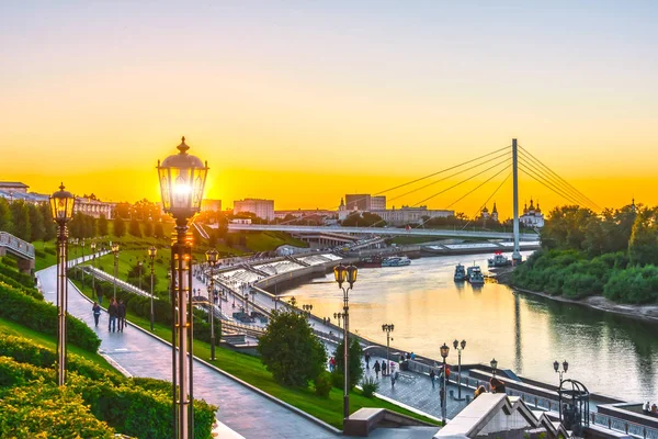 Embankment River Stairs Street Lights Summer Sunset — Stock Photo, Image