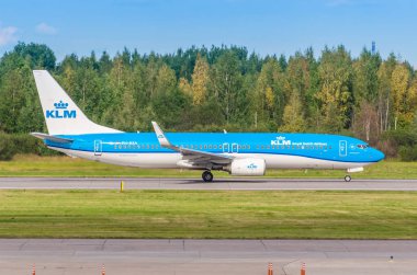 Boeing 737-800 Klm hava yolları, Havaalanı Pulkovo, Rusya Saint-Petersburg. 15 Ağustos 2018