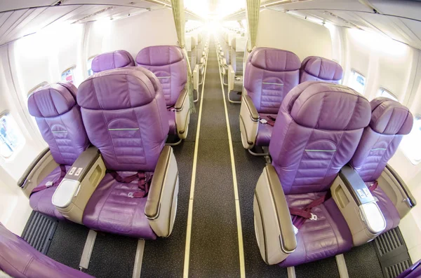 Assentos Vazios Assentos Classe Executiva Avião Passageiros Perspectiva Passagem Cabine — Fotografia de Stock