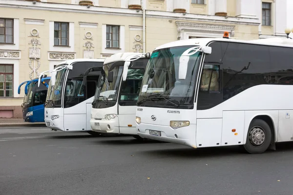 Туристичні Автобуси Паркування Історичній Частині Міста Росія Санкт Петербург Жовтня — стокове фото
