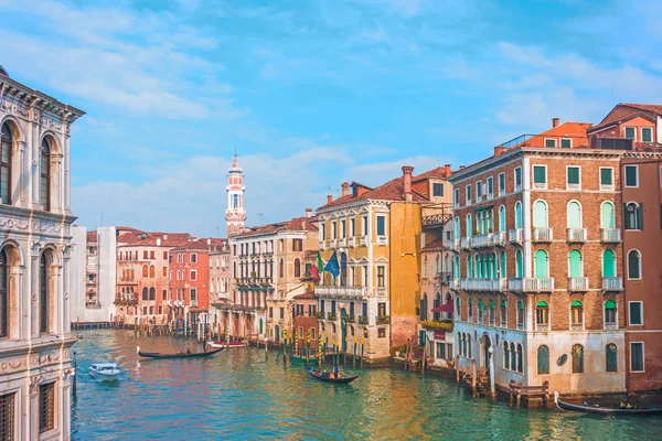 Vista Del Canal Calle Venecia Fachadas Coloridas Casas Antiguas — Foto de Stock