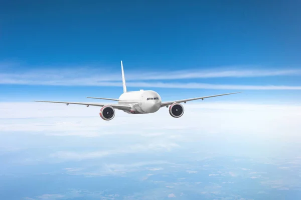 Avión Pasajeros Vuela Cielo Realizando Vuelo —  Fotos de Stock