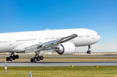 Uçak iniş pisti, varış dokunmadan.