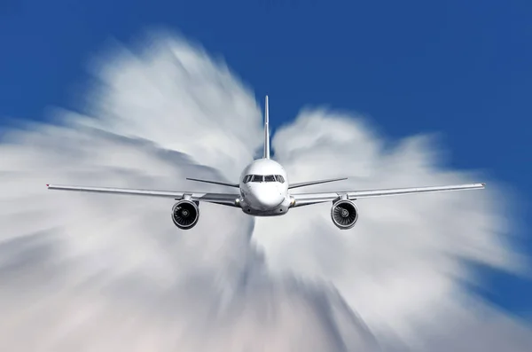 Efecto de desenfoque de movimiento mith de avión civil, viaje en un día soleado y brillante . — Foto de Stock