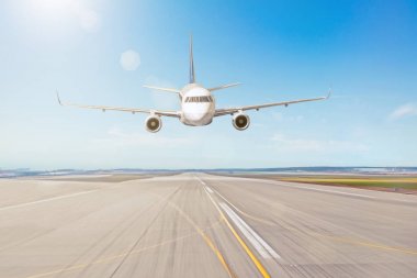 Uçağın havaalanında ki pist üzerinden uçuşu.