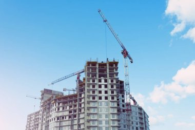 Yapı altında bir konut kompleksi görünümünü. Şehrin büyük ölçekli bina