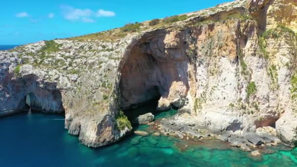 Blauwe Grot Malta Bovenaanzicht Van Middellandse Zee Naar Het Eiland — Stockvideo