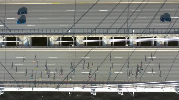 People Run Bridge Shadows Asphalt Roads Visible Aerial View — Stock Video