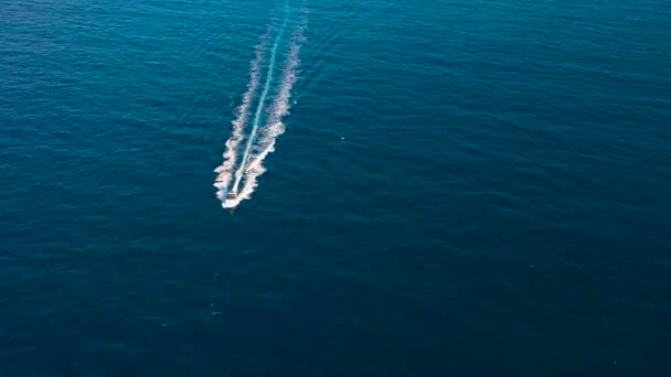 Mise Eau Grande Vitesse Flotteurs Dans Mer Méditerranée Vue Aérienne — Video