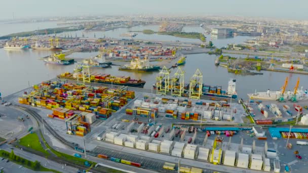 Panoramisch Bovenaanzicht Vanuit Hoogten Van Het Stadsgezicht Haven Haven Industriegebied — Stockvideo