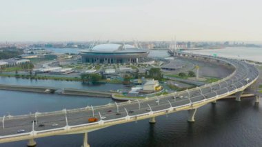 Gazprom Arena stadyumunun yüksekliğinden panoramik geniş havadan görünüm. Rusya, Saint-Petersburg, 10 Eylül 2019