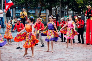 Belgrade, Sırbistan - 4 Temmuz, 2017 - Belgrad Ödülü 2017 Uluslararası Halk dansları ve müzik festivali
