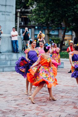 Belgrade, Sırbistan - 4 Temmuz, 2017 - Belgrad Ödülü 2017 Uluslararası Halk dansları ve müzik festivali