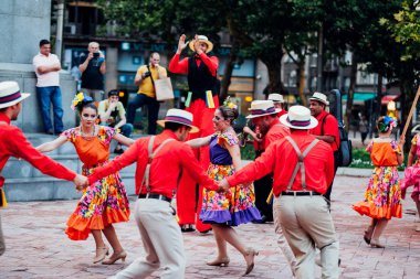 Belgrade, Sırbistan - 4 Temmuz, 2017 - Belgrad Ödülü 2017 Uluslararası Halk dansları ve müzik festivali