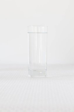 Beyaz arka plan üzerinde izole dalış bardak