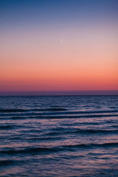 Bela Paisagem Marinha Com Água Limpa Pôr Sol — Fotografia de Stock