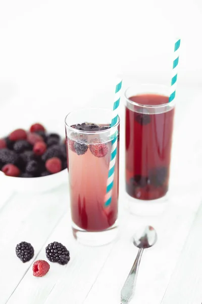 Close Photo Fresh Berries Juice Isolated White Background — Stock Photo, Image