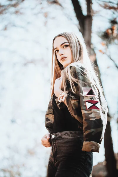 Autumn Portrait Beautiful Young Woman — Stock Photo, Image