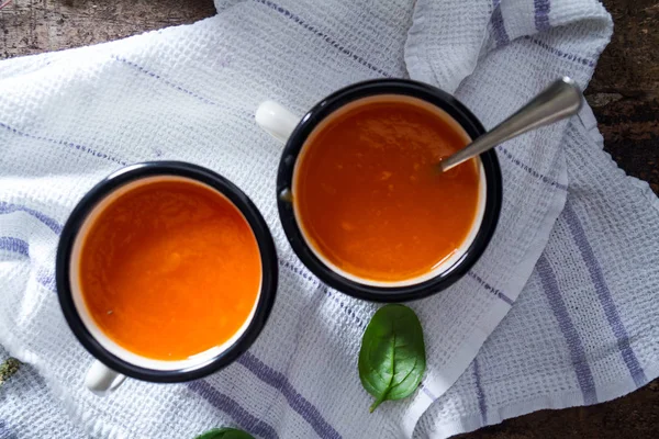 Close Photo Homemade Healthy Carrot Soup White Mugs Table — Stock Photo, Image