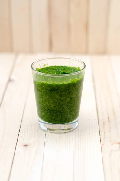 Vaso Batido Verde Saludable Con Espinacas Kiwi Naranja Vaso Sobre —  Fotos de Stock