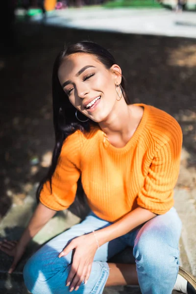 Portrait Beautiful Young Girl Wearing Autumn Clothes — Stock Photo, Image