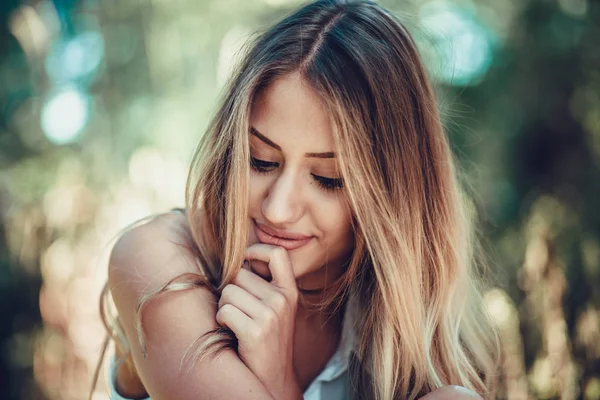 Close Portrait Young Beautiful Blond Girl — Stock Photo, Image