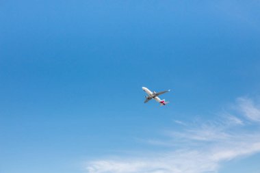 Korfu, Yunanistan'ın açılış uçak