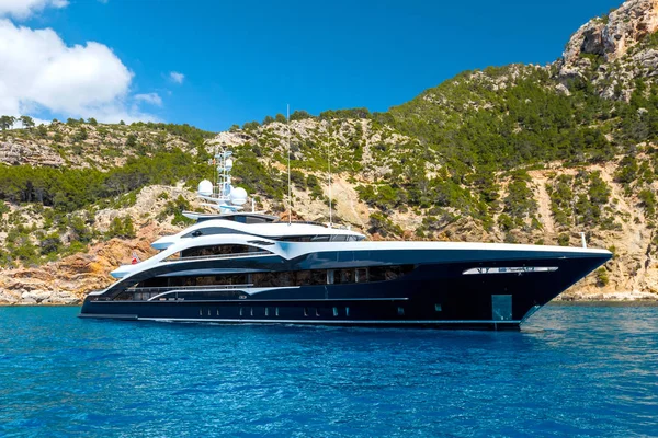 Grande Yacht Sul Mare — Foto Stock