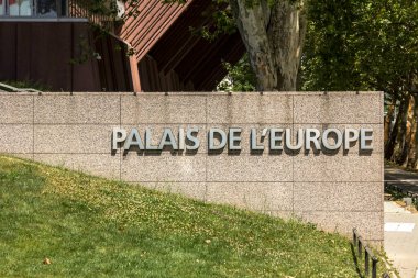 Strasbourg, Fransa: Strazburg, Fransa 'da Avrupa Sarayı' nın inşası. Bina 1977 yılından beri Avrupa Konseyi Parlamenterler Meclisi 'ne ev sahipliği yapmaktadır.