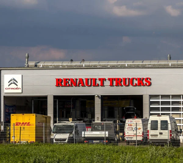 Rheinfelden Germany July 2019 Renault Trucks Services Dealer Renault French — ストック写真